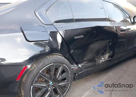 2024 BMW I7 xDrive60 from USA, damaged, VIN WBY53EJ05RCP83500